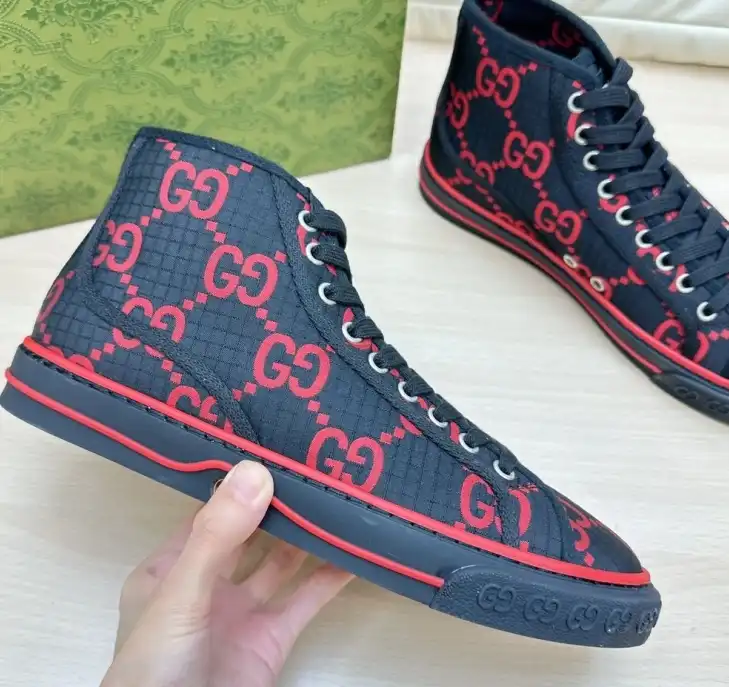 hype Gucci Sneakers