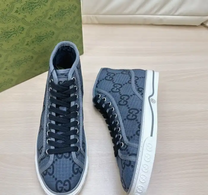 hype Gucci Sneakers