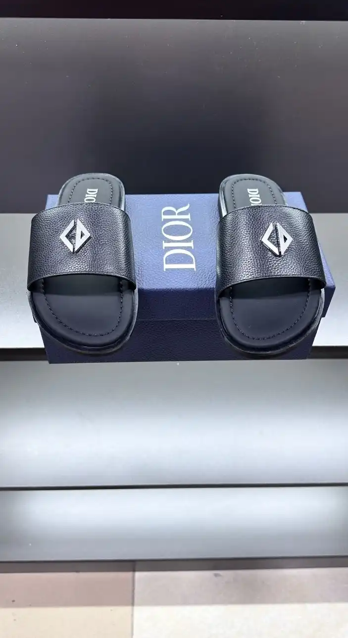 hype Christian Dior Slippers