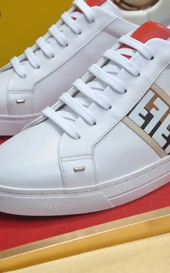 hype Gucci Sneakers