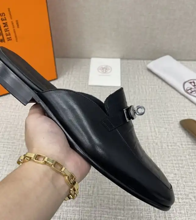 hype Hermes Slippers