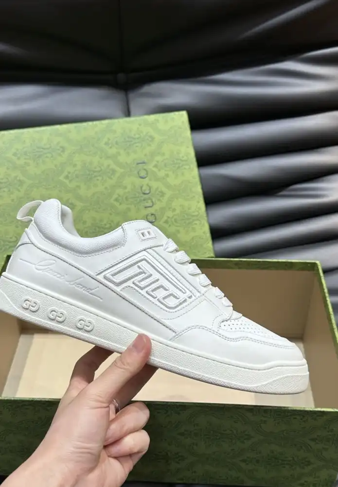 hype Gucci Sneakers