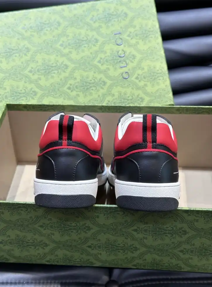 hype Gucci Sneakers