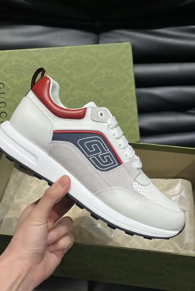 hype Gucci Sneakers