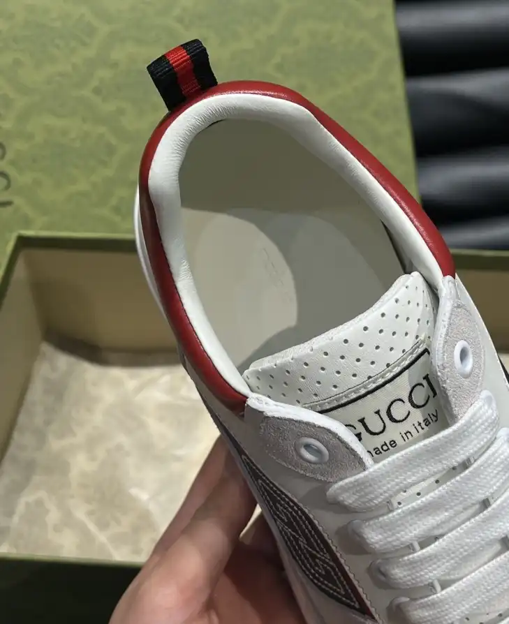 hype Gucci Sneakers