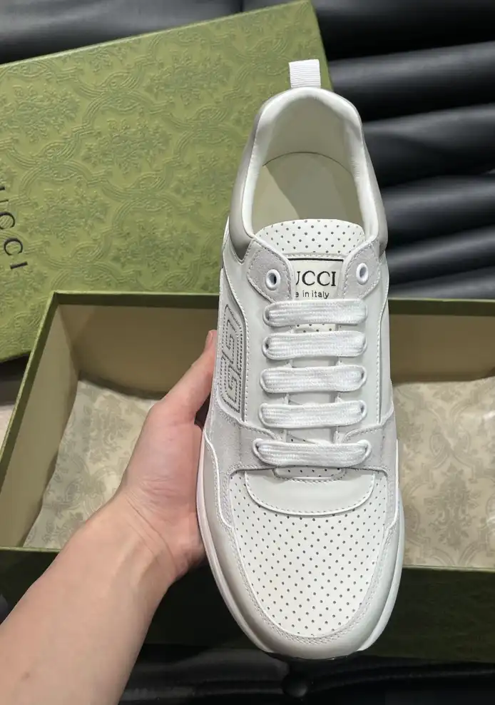 hype Gucci Sneakers