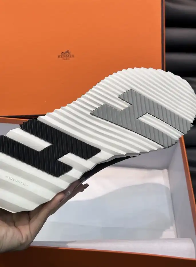 hype Hermes Sneakers