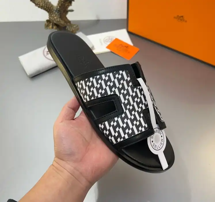 hype Hermes Slippers