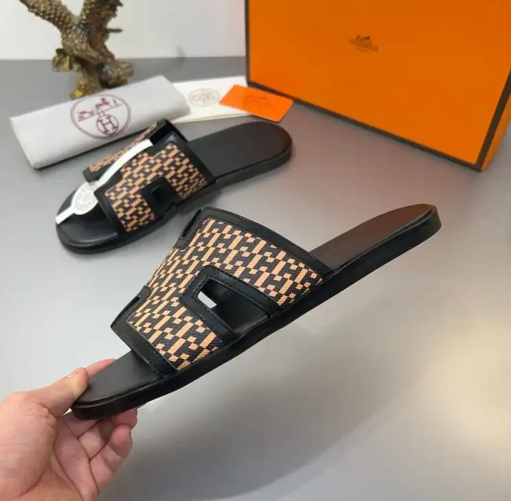 hype Hermes Slippers