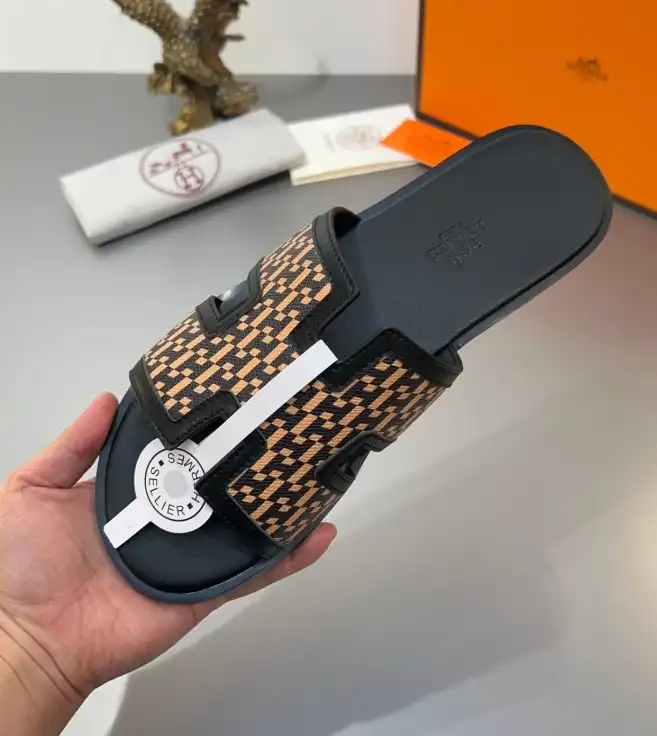 hype Hermes Slippers