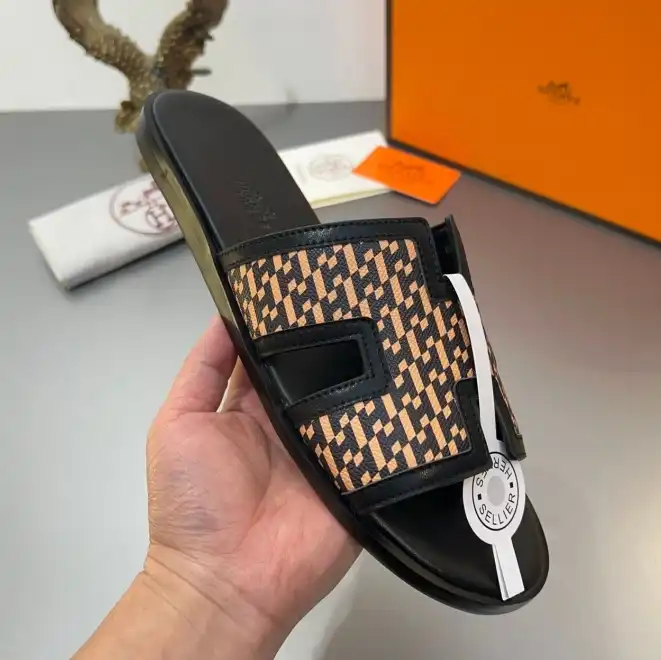 hype Hermes Slippers