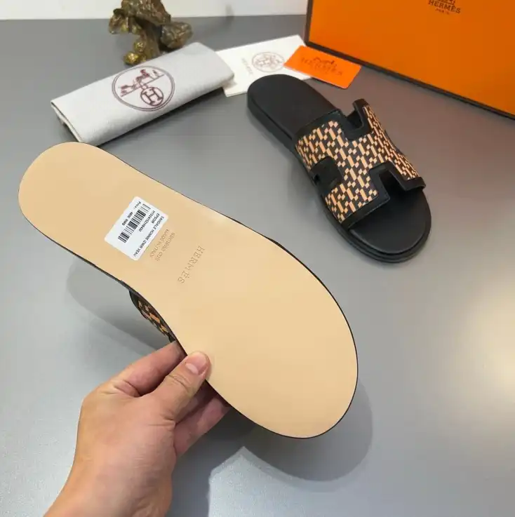 hype Hermes Slippers