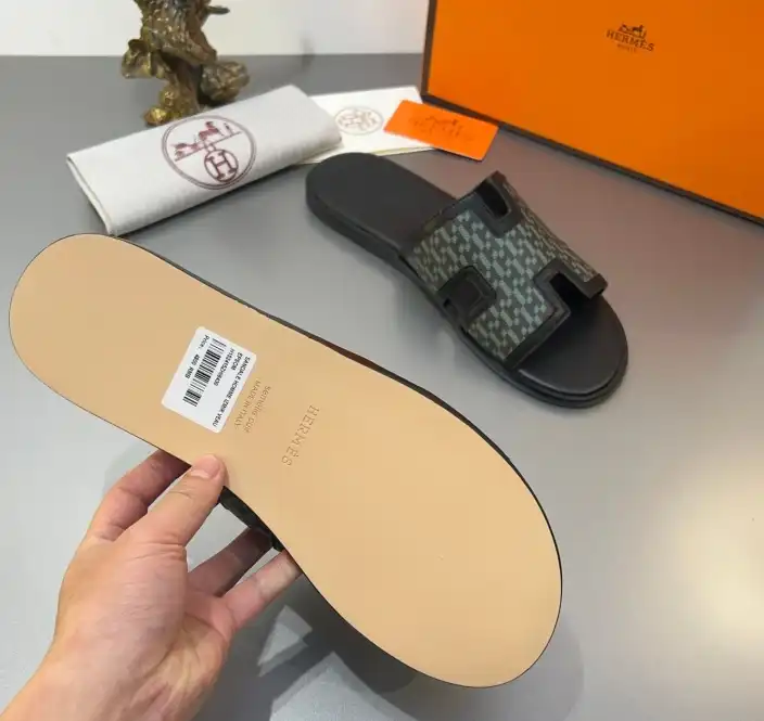 hype Hermes Slippers