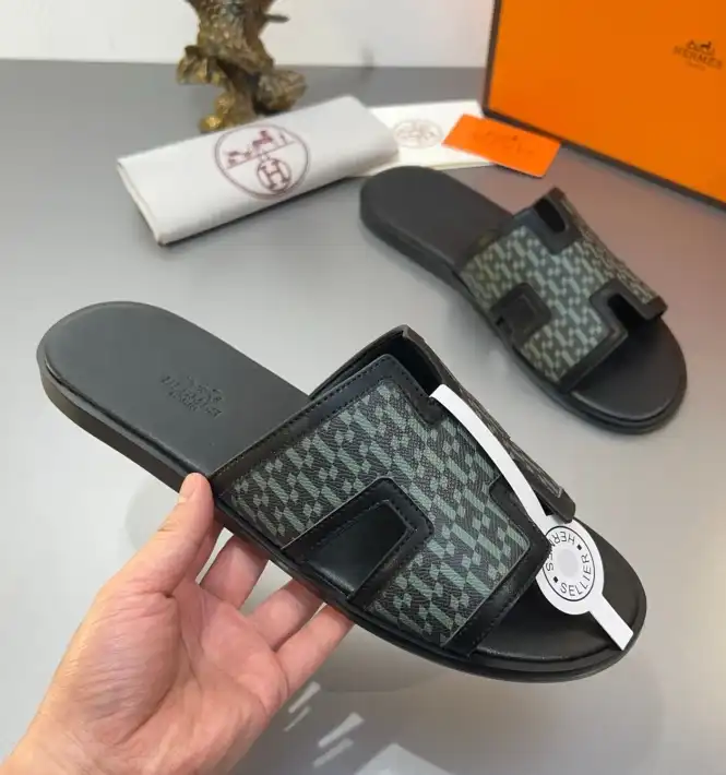 hype Hermes Slippers