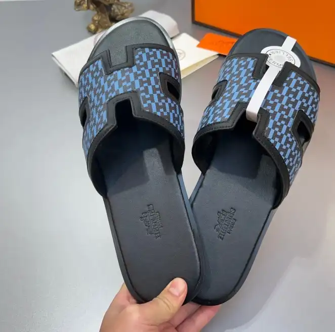 hype Hermes Slippers