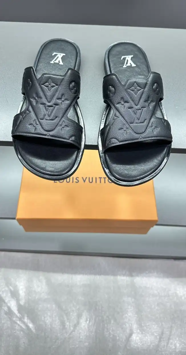 hype LV Slippers