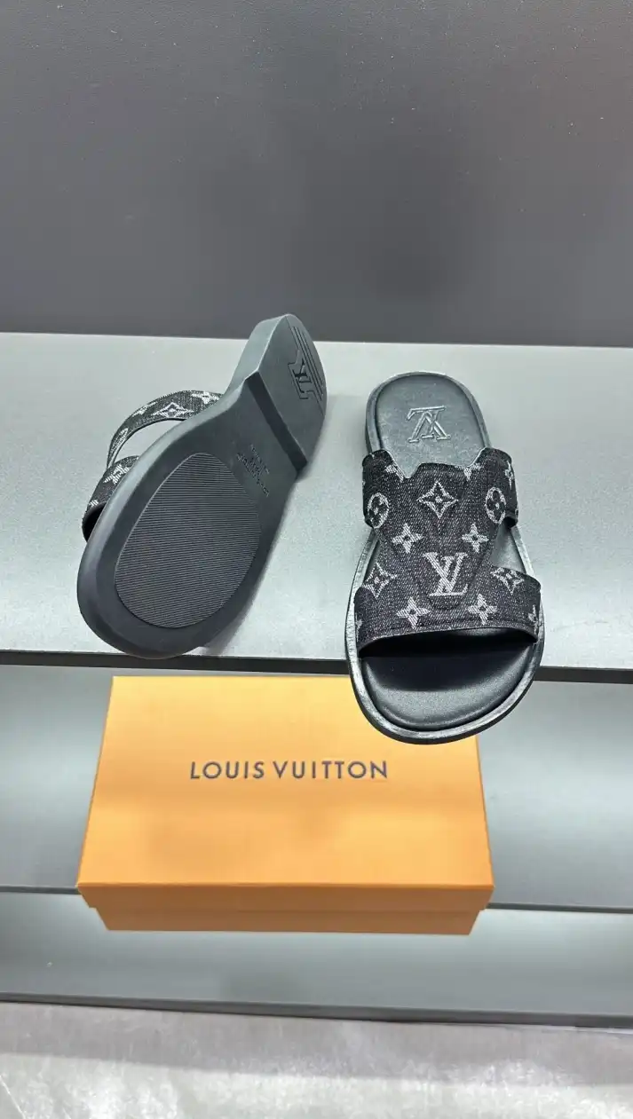 hype LV Slippers