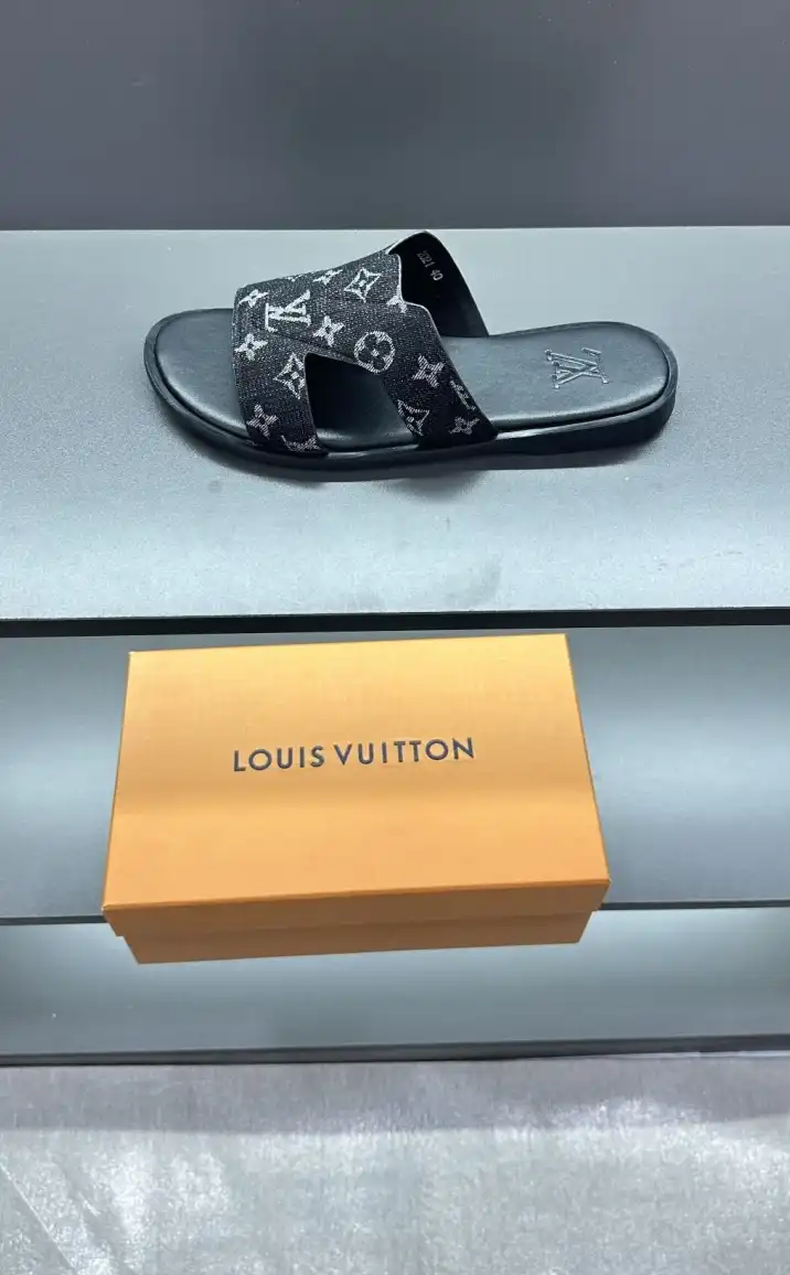 hype LV Slippers