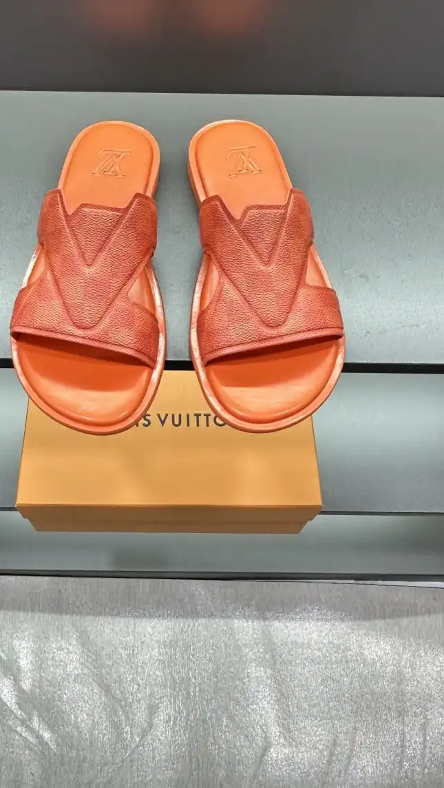 hype LV Slippers