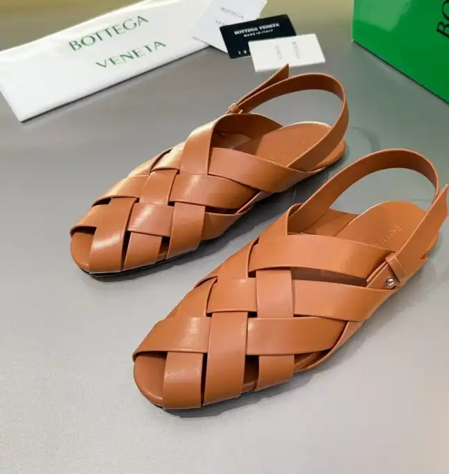 hype Bottega Veneta Sandals