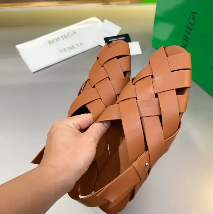 hype Bottega Veneta Sandals