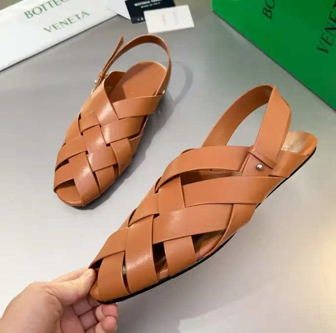 hype Bottega Veneta Sandals