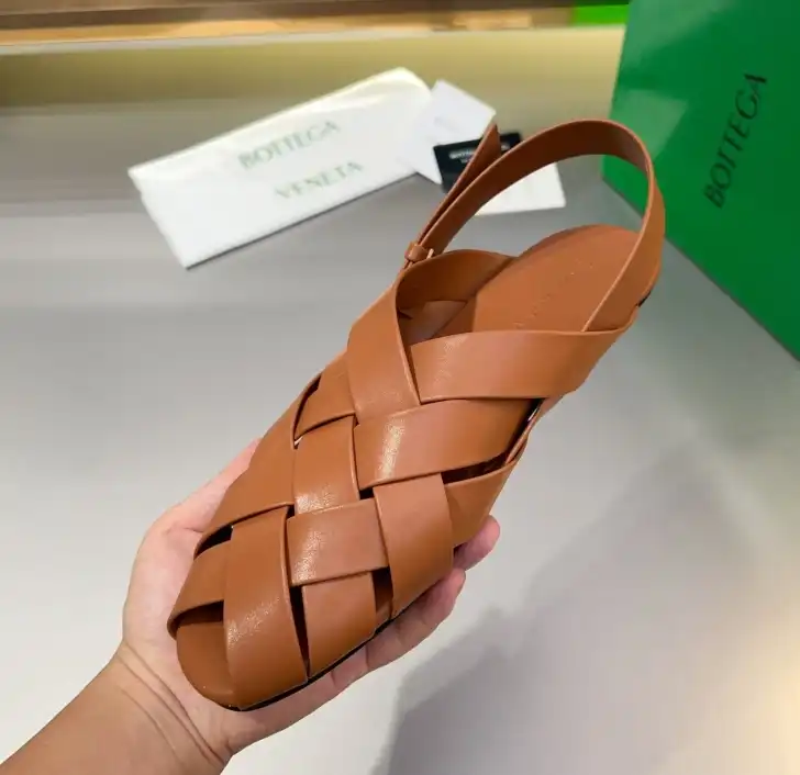 hype Bottega Veneta Sandals