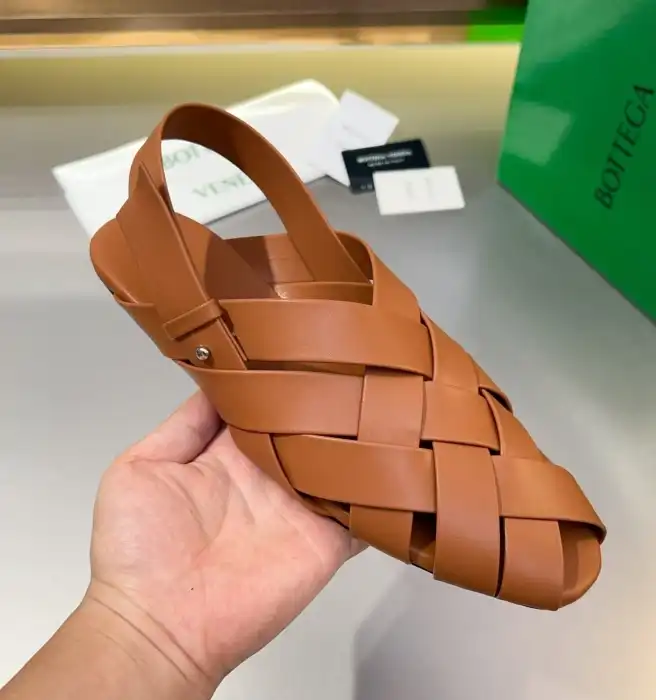 hype Bottega Veneta Sandals