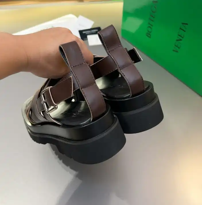 hype Bottega Veneta Sandals