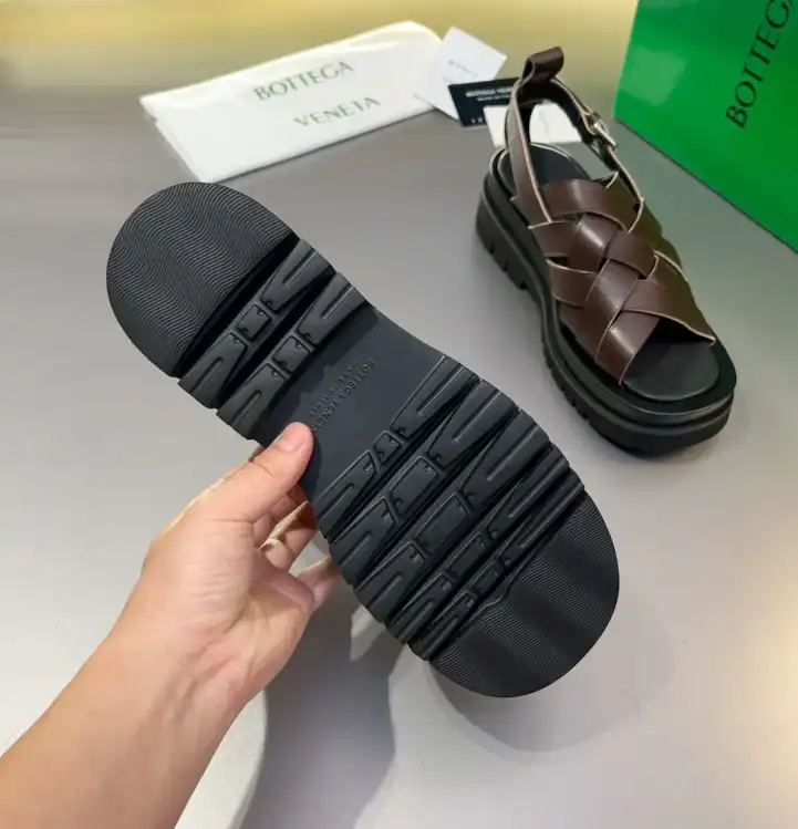 hype Bottega Veneta Sandals