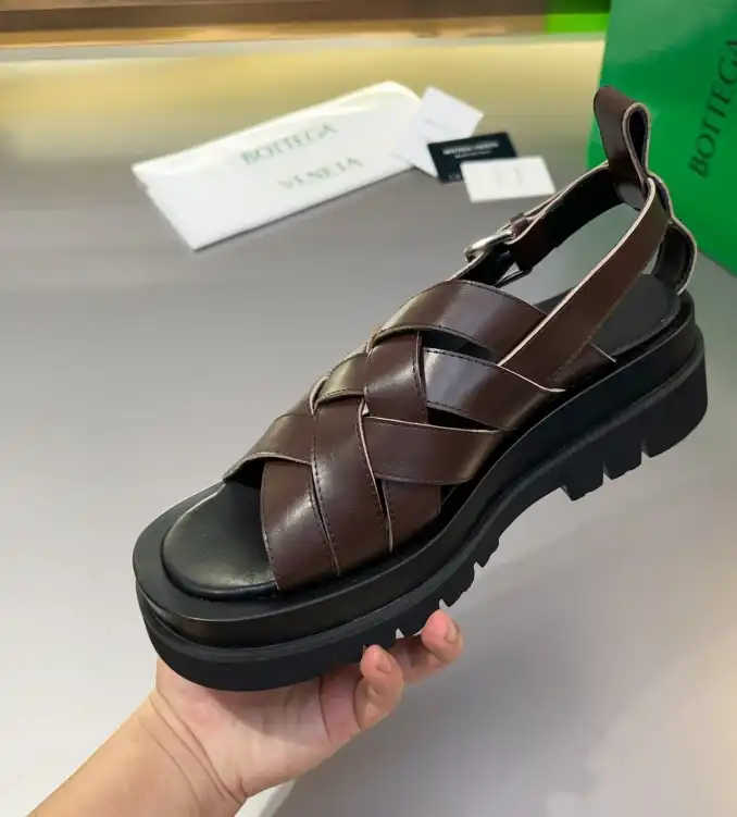 hype Bottega Veneta Sandals