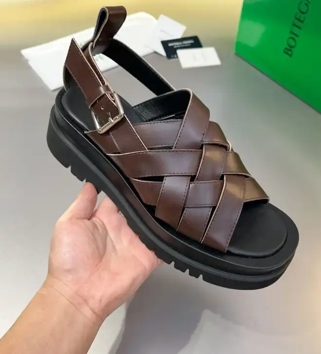 hype Bottega Veneta Sandals