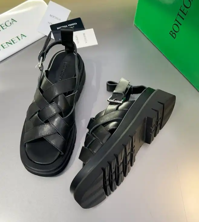 hype Bottega Veneta Sandals