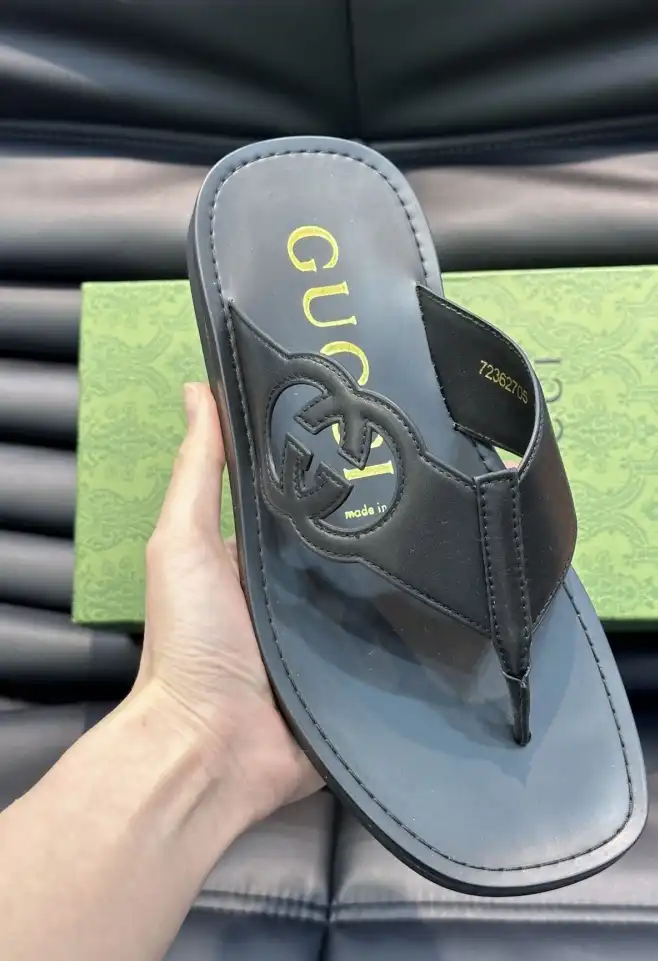 hype Gucci Slippers