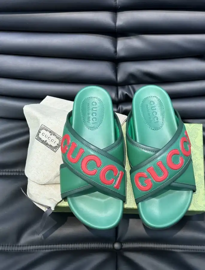 hype Gucci Slippers