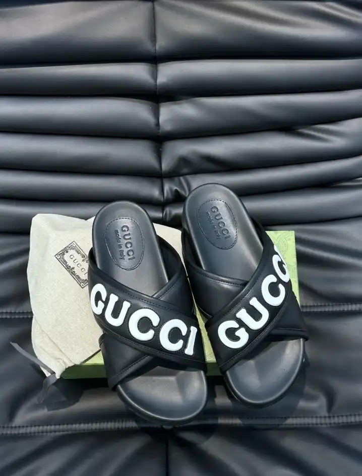 hype Gucci Slippers