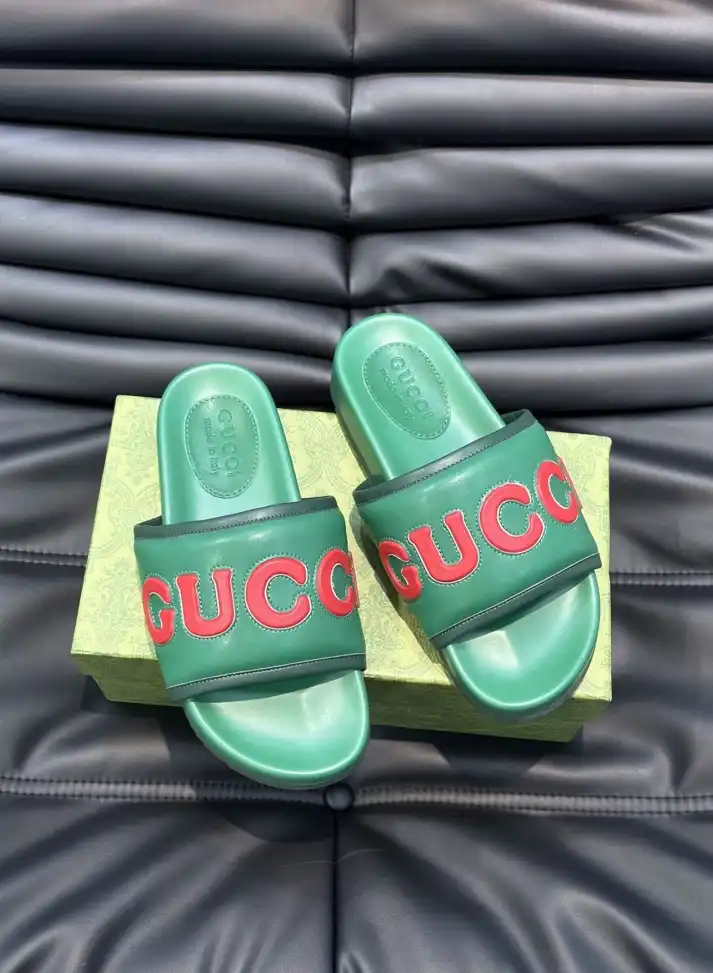 hype Gucci Slippers