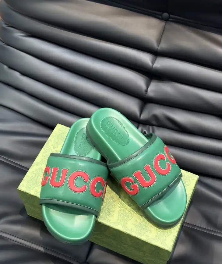 hype Gucci Slippers