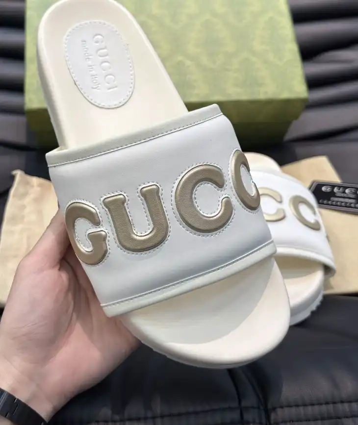 hype Gucci Slippers