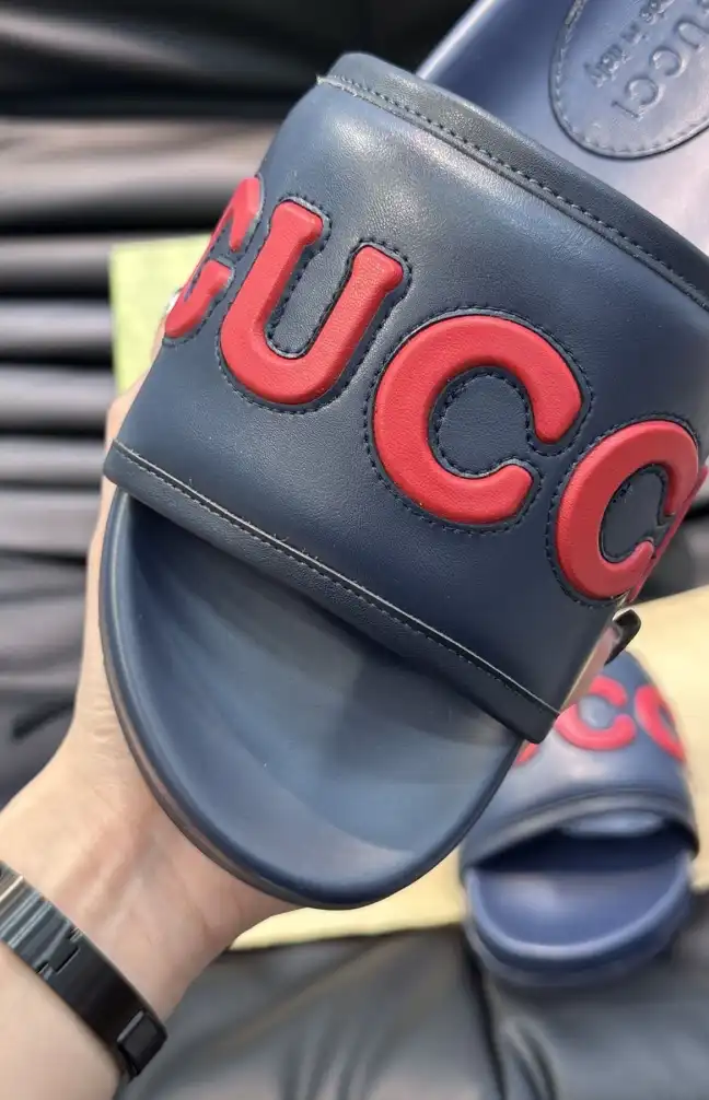 hype Gucci Slippers