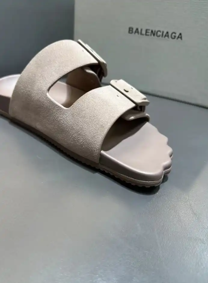 hype Balenciaga Slippers