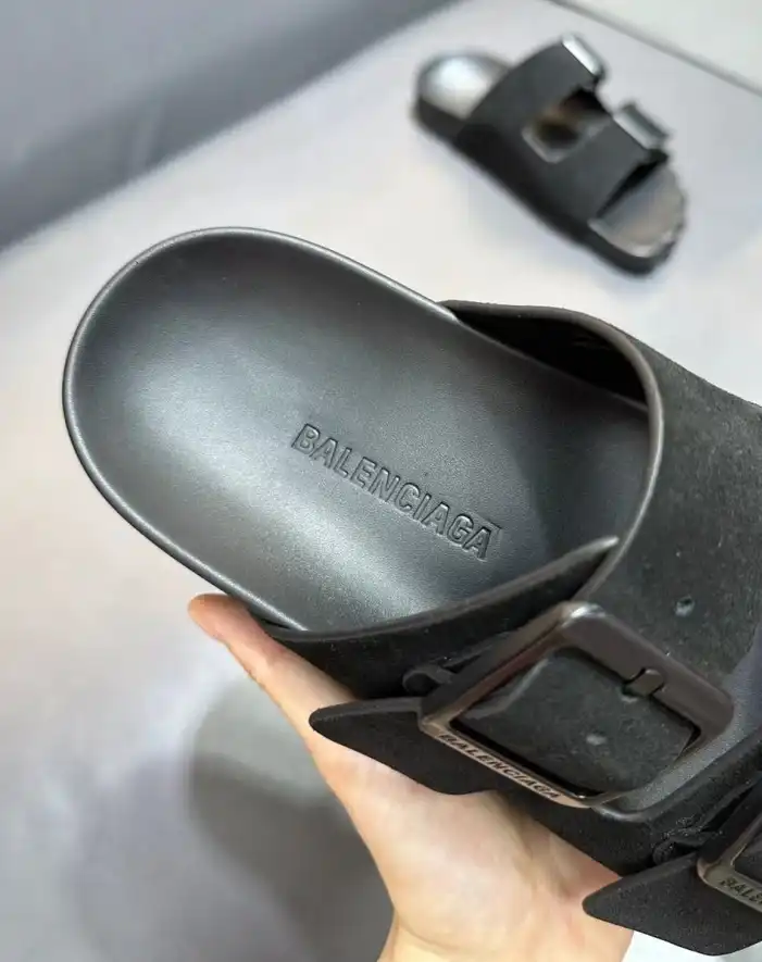 hype Balenciaga Slippers