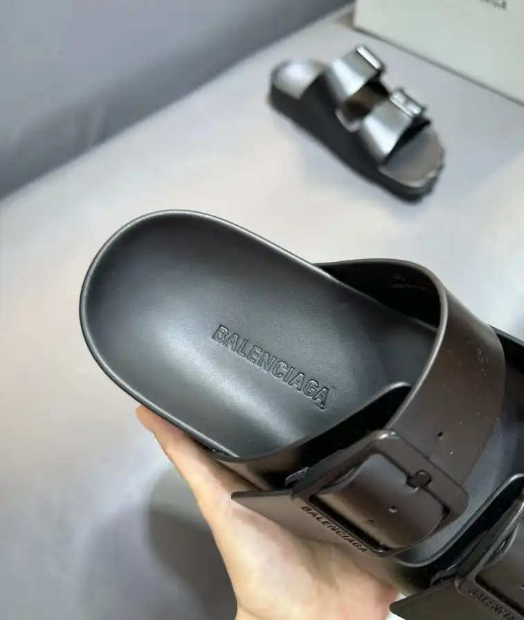 hype Balenciaga Slippers