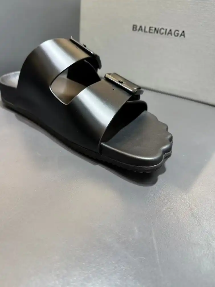 hype Balenciaga Slippers