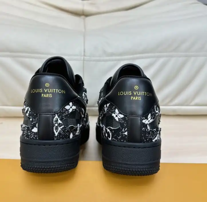 hype Louis Vuitton Sneakers