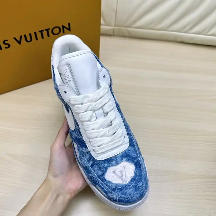 hype Louis Vuitton Sneakers