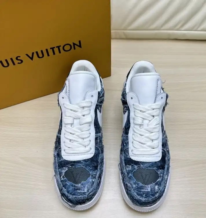 hype Louis Vuitton Sneakers