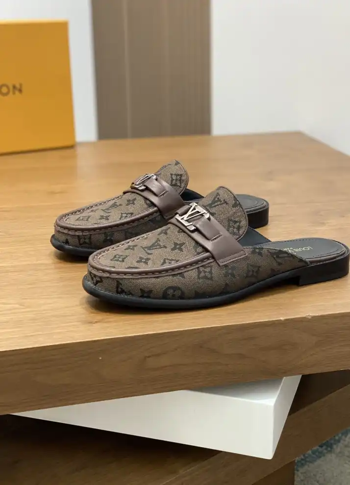 hype LV Slippers