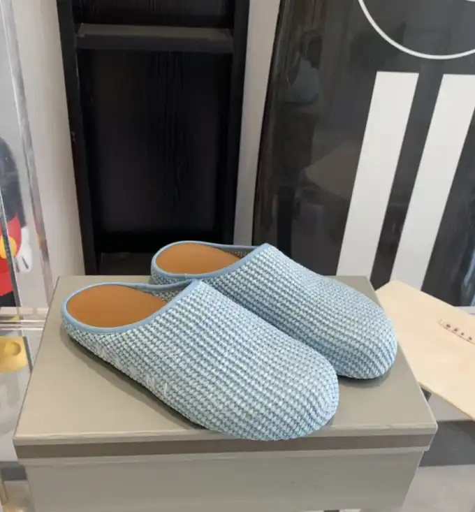 hype Other Slippers