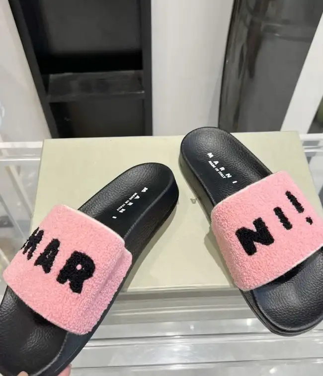 hype Other Slippers